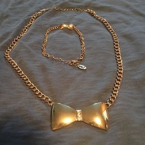 Golden Necklace and Bracelet Set